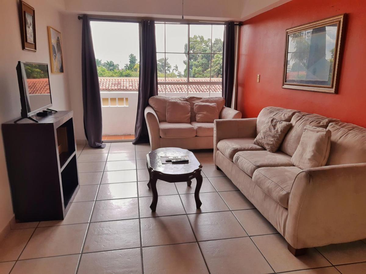 سان سلفادور Suites & Apartments San Benito - Flats المظهر الخارجي الصورة