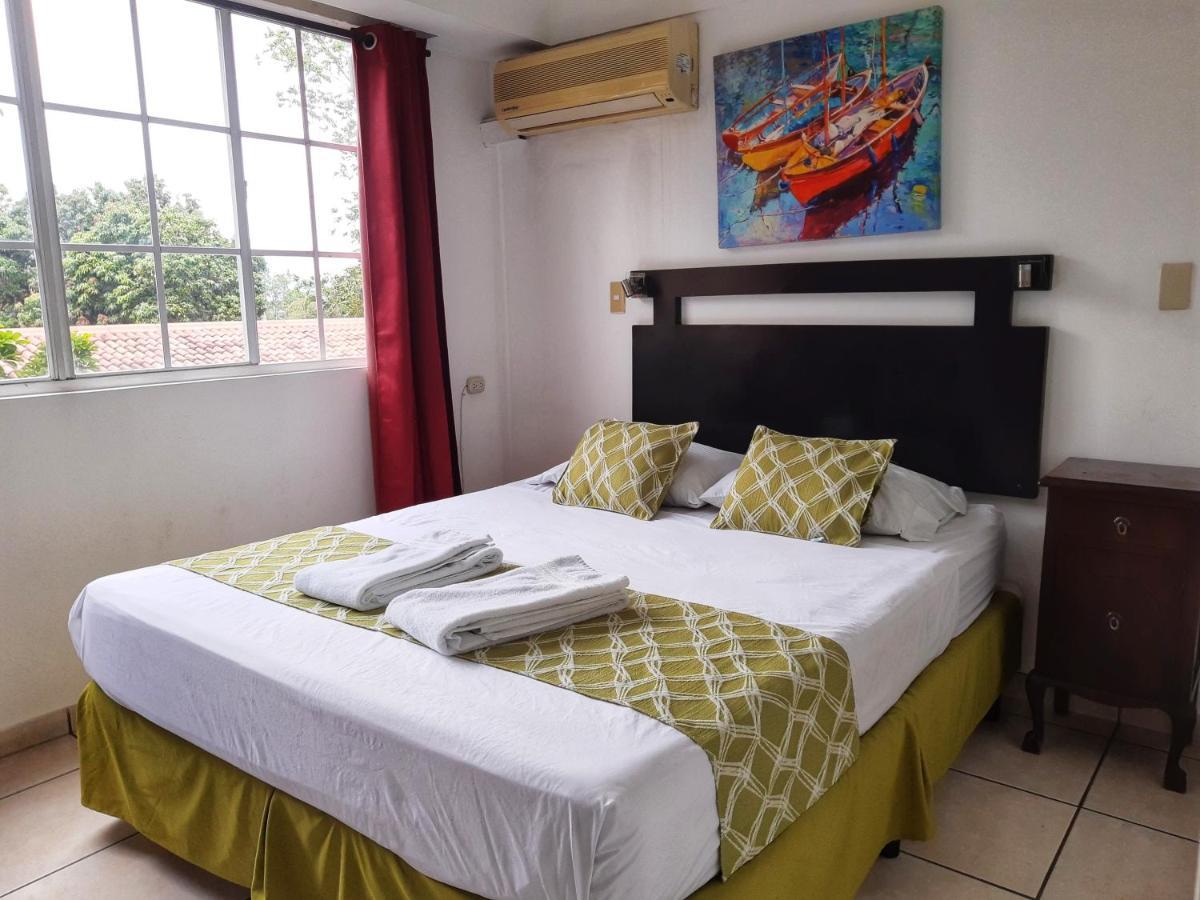 سان سلفادور Suites & Apartments San Benito - Flats المظهر الخارجي الصورة