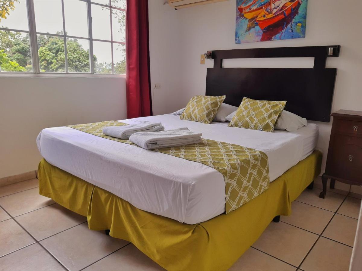 سان سلفادور Suites & Apartments San Benito - Flats المظهر الخارجي الصورة