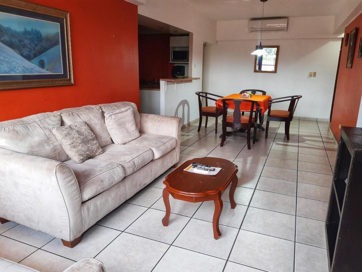 سان سلفادور Suites & Apartments San Benito - Flats المظهر الخارجي الصورة